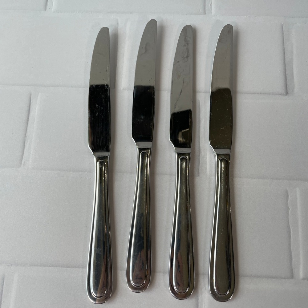 Wallace Stainless Steel Knives Set of 4 WAS255 Pattern Rounded Handle Serrated